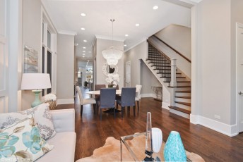 04_1544GraceSt_165_LivingRoom_HiRes