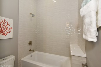 28_1544GraceSt_8_Bathroom_HiRes