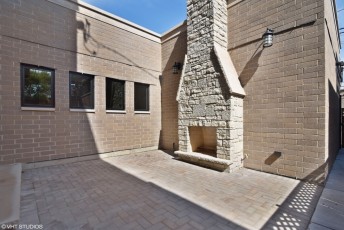 41_1544GraceSt_85_Patio_HiRes